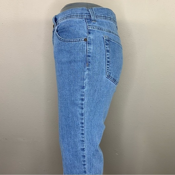 Size 6 Gloria Vanderbilt Blue Denim Tapered Leg Jeans Stretch Small - Picture 2 of 9